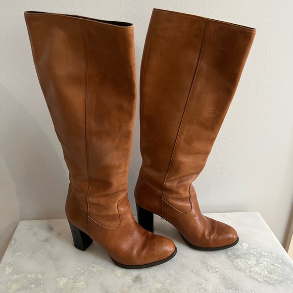 SOLD  Aldo genuine leather boots - Picture 2 of 4
